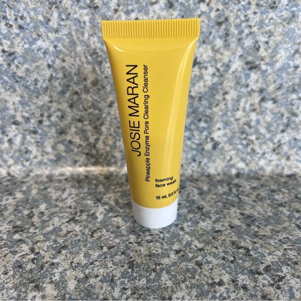 Josie Maran Pineapple Enzyme Pore Clearing Cleanser Foaming Face Wash 15 mL